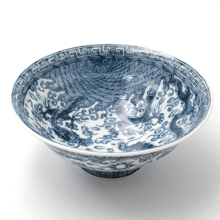 Blue and White Porcelain with Yunting Li