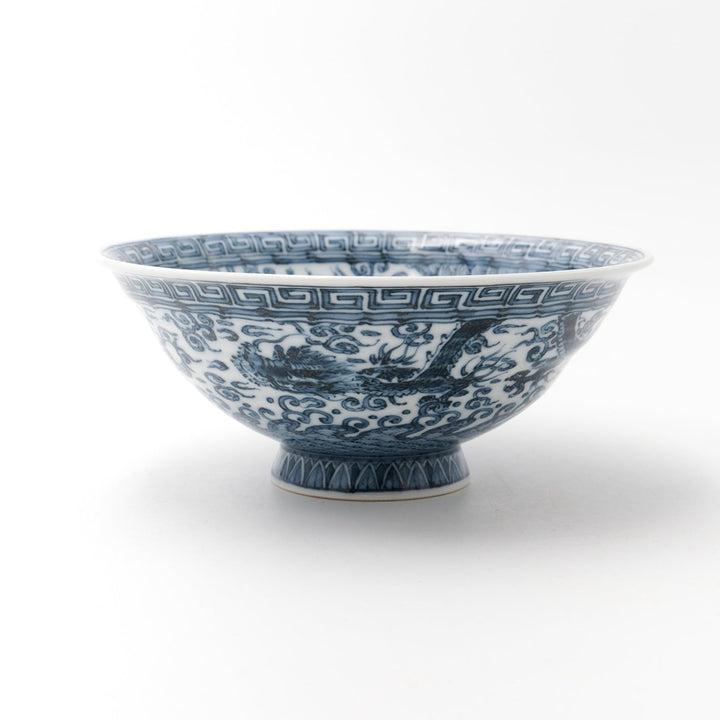 Blue and White Porcelain with Yunting Li