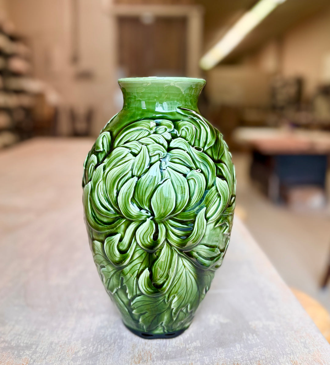 Jingdezhen Relief Carving with Tiffany Saw