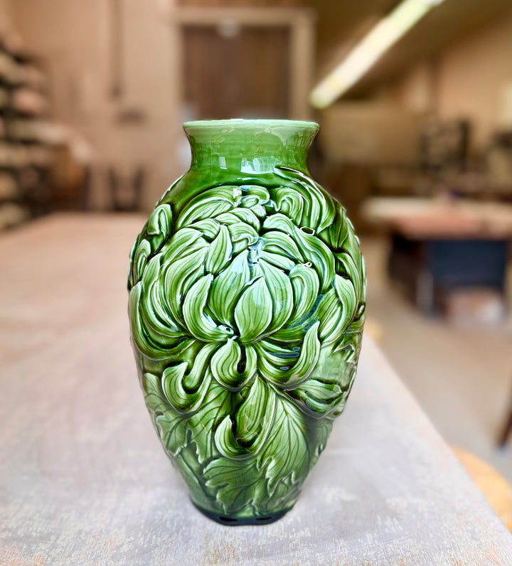 Jingdezhen Relief Carving with Tiffany Saw