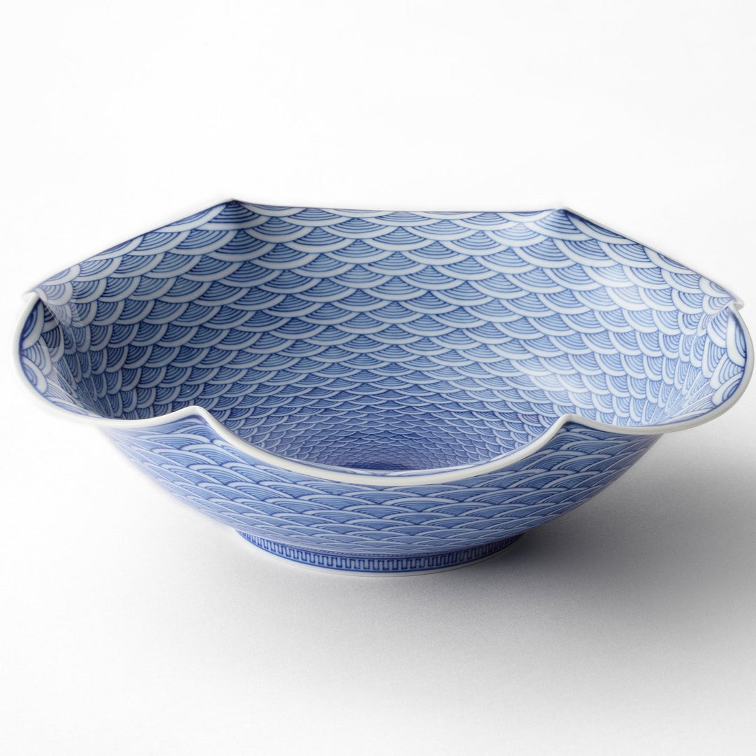 Blue and White Porcelain with Yunting Li